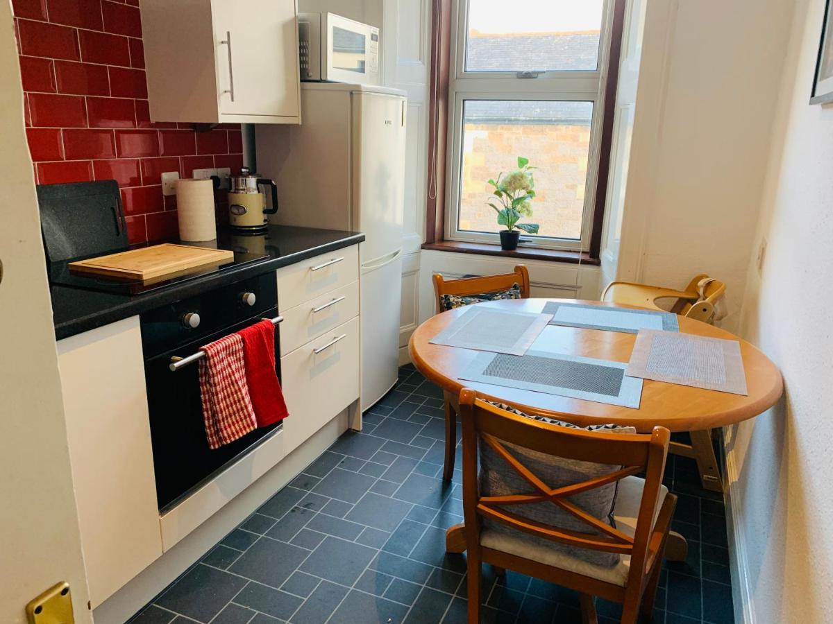 The Little Bay - Town Centre Flat, Oban Apartment Bagian luar foto